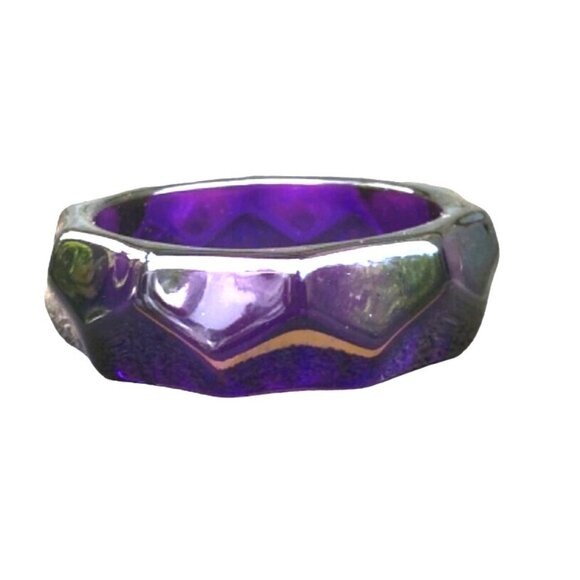 Chunky 1980s Dark Purple Faceted Lucite Bangle Bracelet Optic Effect Size Small/ - Picture 3 of 7